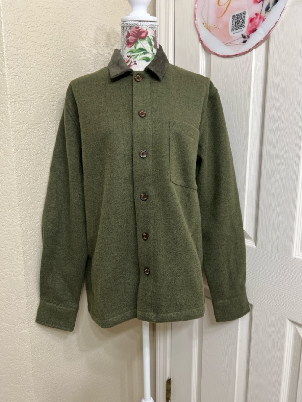 Olive Green Lightweight Button-Front Shirt Jacket